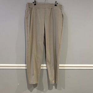 Mondetta Women's Light Tan Trousers